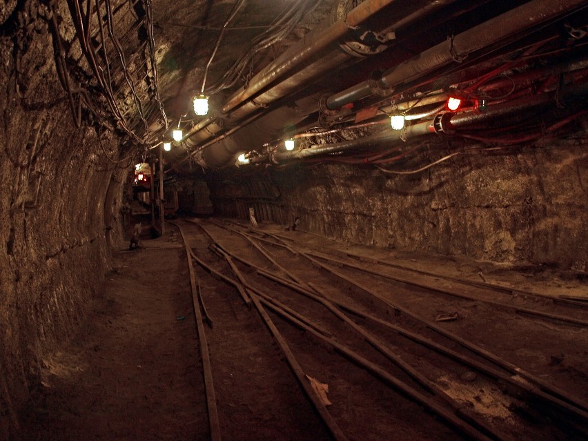 Tak 10 lat temu wyglądała kopalnia Anna w Pszowie, gdy praca szła pełną parą! - ZDJĘCIA 