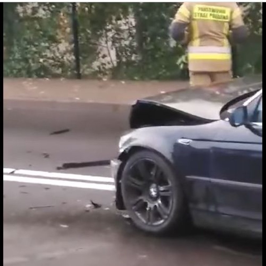 Wypadek w Tłuchowie. Sprawcą okazał się pijany kierowca BMW