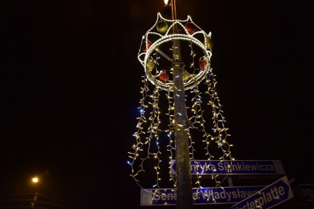 Nowy Dwór Gdański. Świąteczna iluminacja na ulicach miasta