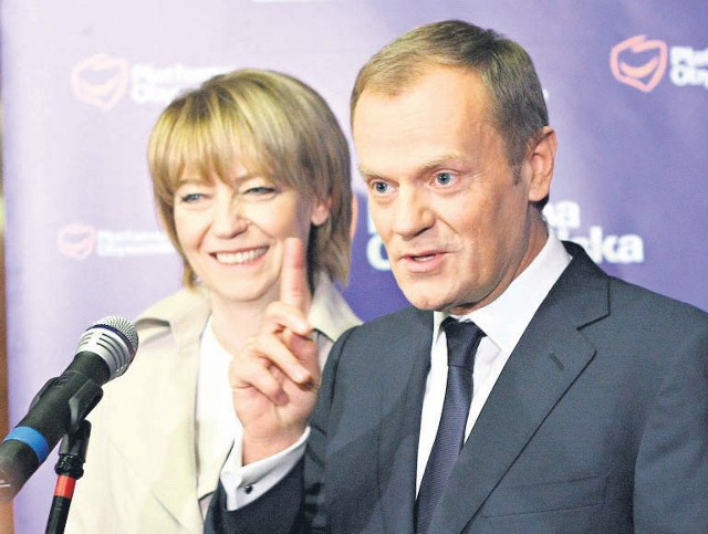 Premier Tusk przyleciał wczoraj do Łodzi poprzeć Hannę Zdanowską jako kandydata na prezydenta miasta.