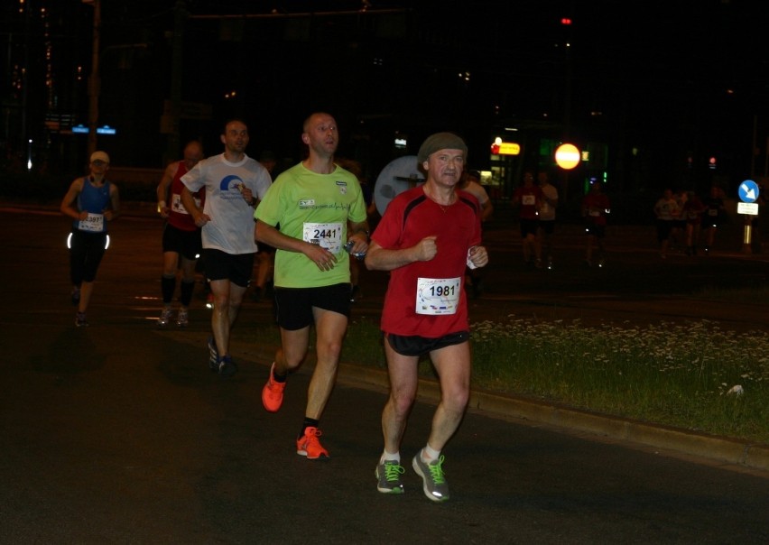 Nocny półmaraton we Wrocławiu - nielegalny