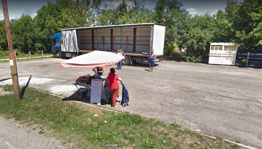 Google Street View w rejonie ul. Chojnowskiej w Legnicy