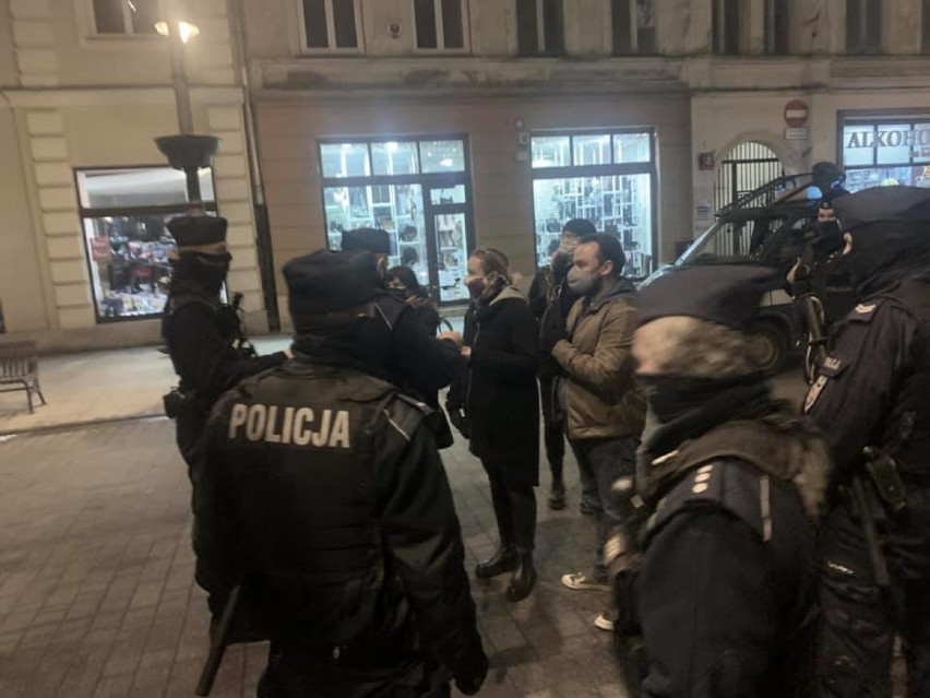 Łódzka policja twierdzi, że legitymowanie mieszkańca naszego...