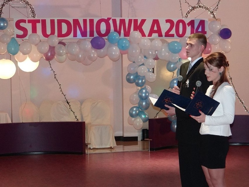 Studniówka 2014 w Skierniewicach: ZSZ nr 1 [ZDJĘCIA]