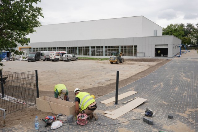 Sala przy Zespole Szkół z Oddziałami Sportowymi nr I na osiedlu Pod Lipami gotowa do użytkowania będzie prawdopodobnie we wrześniu 2020 roku. Budynek będzie miał powierzchnię 2000 metrów kwadratowych i 180 miejsc na trybunach.

Kolejne zdjęcie --->