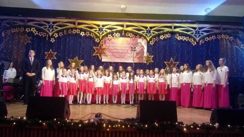 Sukces Chóru i Zespołu Muzyki Dawnej Powiatowego Młodzieżowego Domu Kultury w Wieluniu