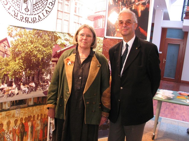 Klaus-Peter von Tiele-Winckler z żoną Fryderyką w biurze promocji Bytomia w 2006 roku