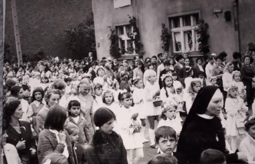 Boże Ciało w Nowej Soli. Zobacz, jak wyglądały procesje w...