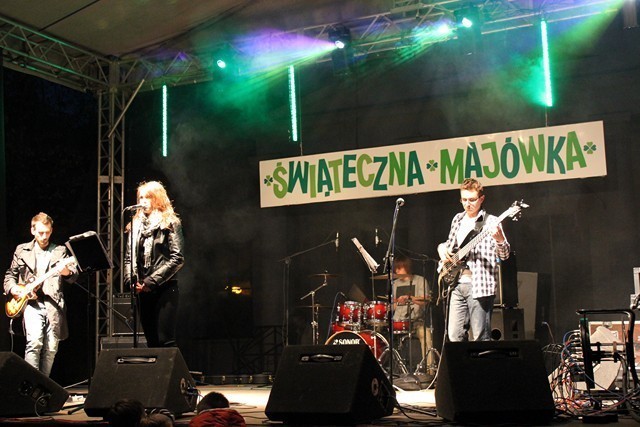 Gwiazdą majówki był zespół Avocado Coverband