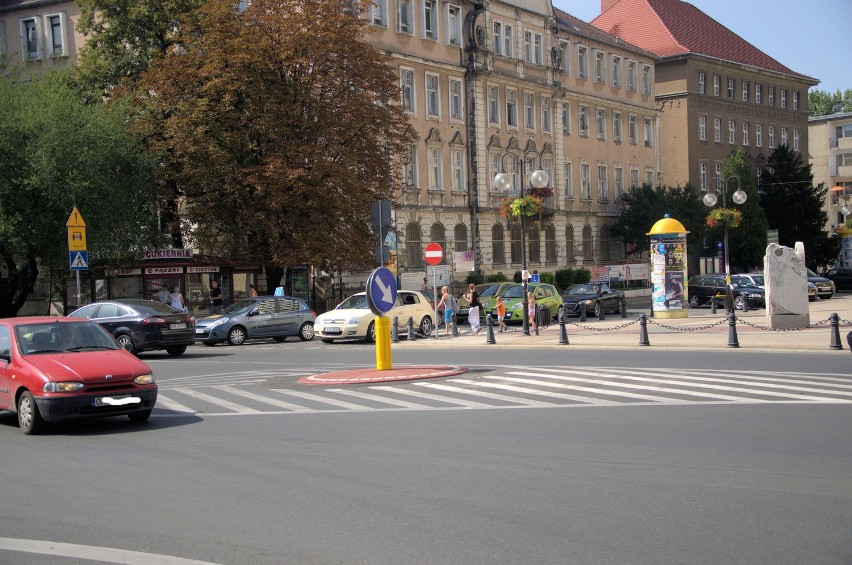 Skrzyżowanie ulic Korfantego - Krakowskiej - 1go Maja w...
