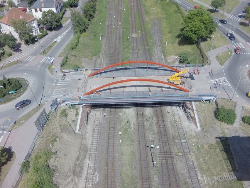 Kwidzyn: Remont wiaduktu przy rondach 3 Maja i Pod Zegarem widziany z drona [ZDJĘCIA]