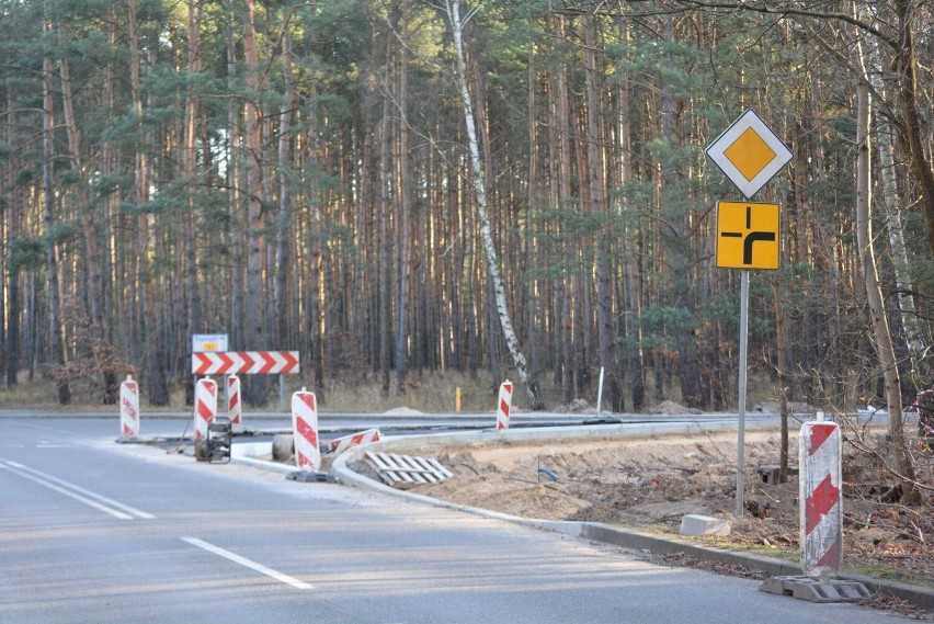 Rozpoczeła się przebudowa skrzyżowania obwodnicy Międzychodu...