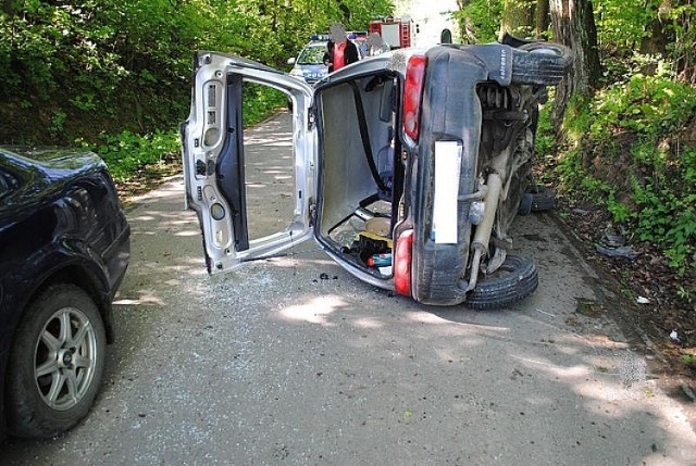 Wypadek w Orzechówce. Zderzyły się dwa auta