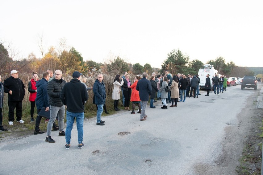 Budowa mieszkań przy ulicy Piekoszowskiej w Kielcach niepewna. Mieszkańcy protestują. W czwartek radni podejmą decyzję