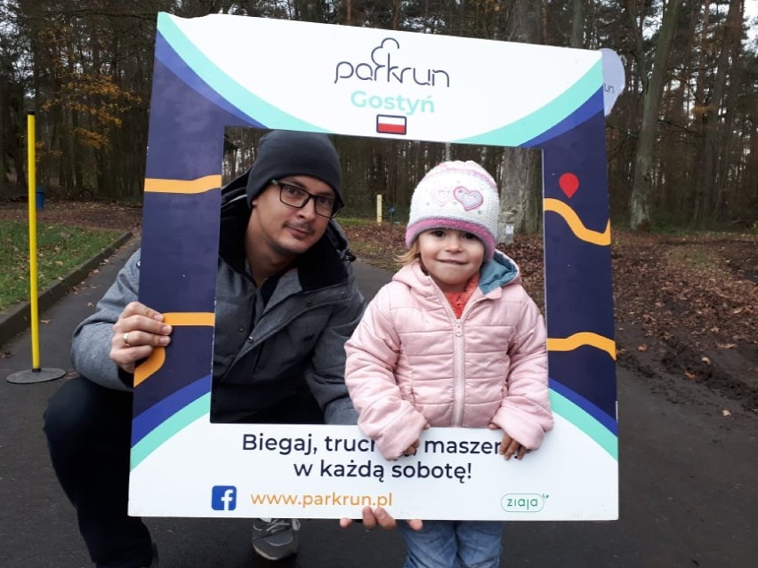 Gostyń. Jak co sobotę wystartował parkrun. Biegacze pokonali 5 km [ZDJĘCIA] 