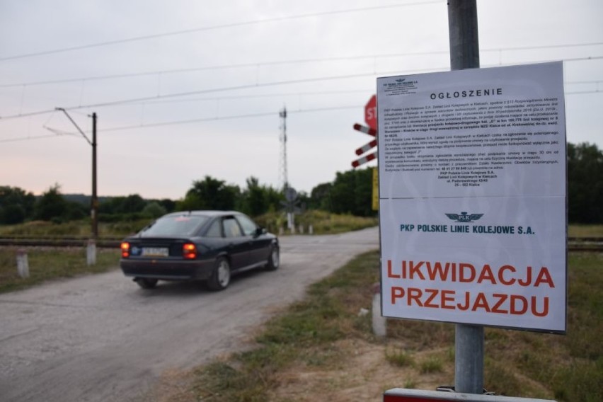 PKP chce zlikwidować przejazd kolejowy w Kielcach. Mieszkańcy protestują  