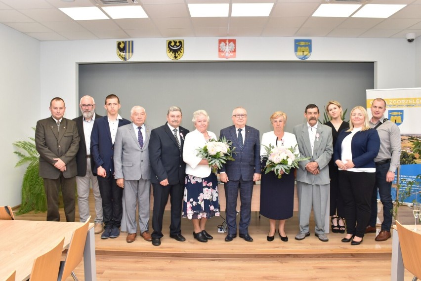 Państwo Kajda i Państwo Piosna z Jerzmanek świętowali 50- lat pożycia małżeńskiego