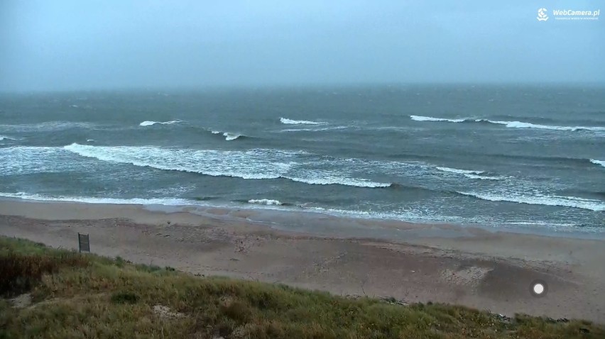 Darłówko: Sztormowa pogoda na Bałtyku [ZDJĘCIA]