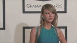 Taylor Swift wykupuje strony porno [wideo]