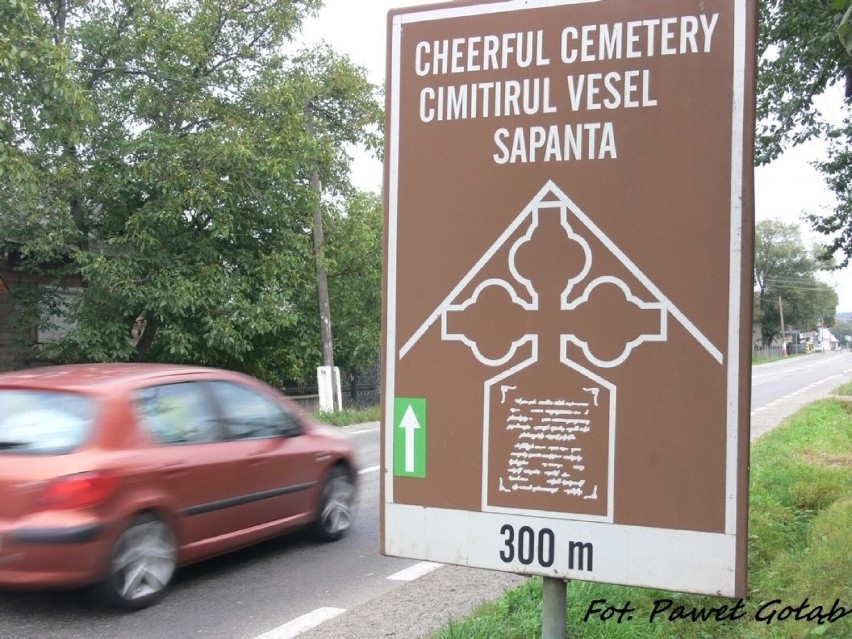 Szlakiem nietypowych cmentarzy. Jak wspomina się zmarłych w innych zakątkach wschodniej Europy? ZDJĘCIA