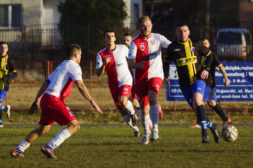 Orlęta Aleksandrów Kujawski - Unia/Drobex Solec Kujawski 0:2 w 6. kolejce 4 ligi [zdjęcia]