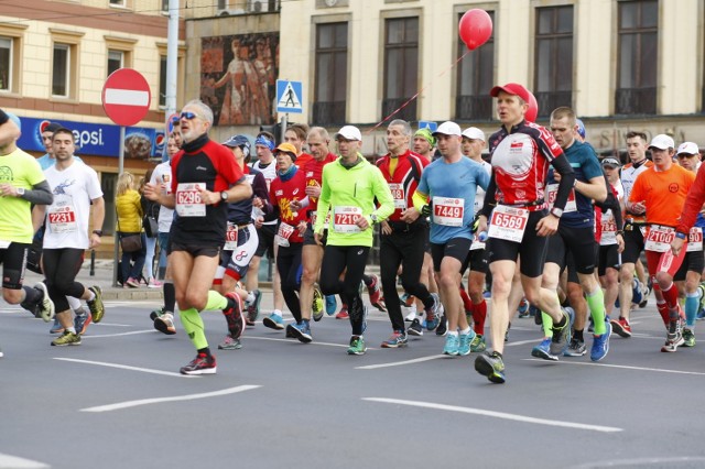 Orlen Warsaw Marathon 2017. Zobacz wszystkie galerie z warszawskiego biegu [ZDJĘCIA]