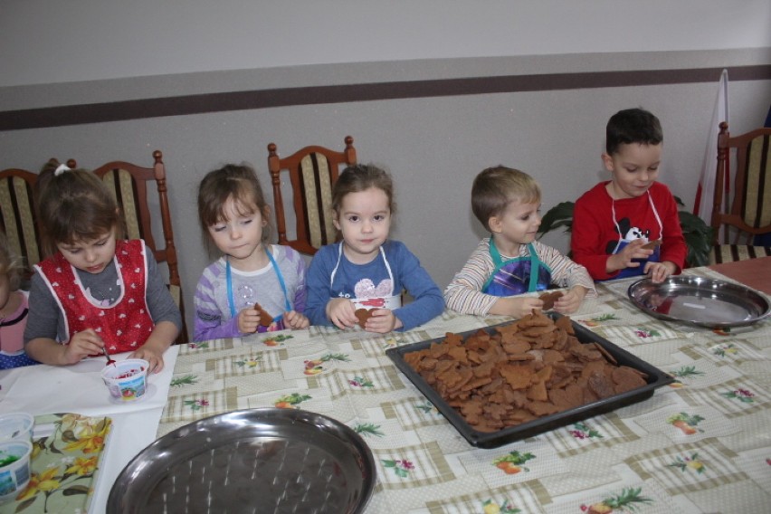 Warsztaty kulinarne dla przedszkolaków w Czołowie w gminie Radziejów [zdjęcia]