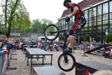 Beskidzki Festiwal Dobrej Energii: co on robi na rowerze?!