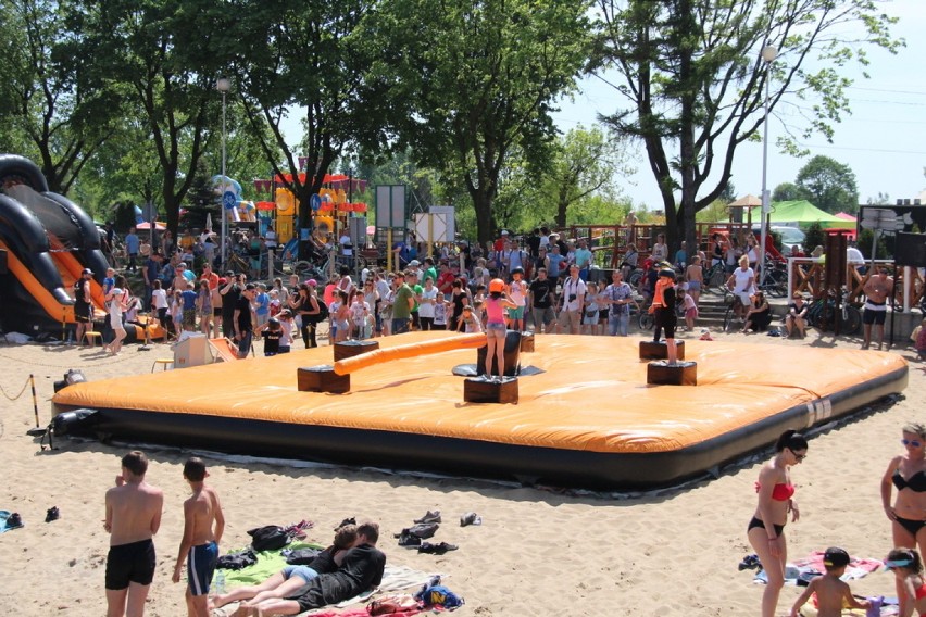 Dębowy Maj Festiwal nad Pogorią III: Rajd Rodzinny, hip hop, streetball i zabawa na plaży [ZDJĘCIA]