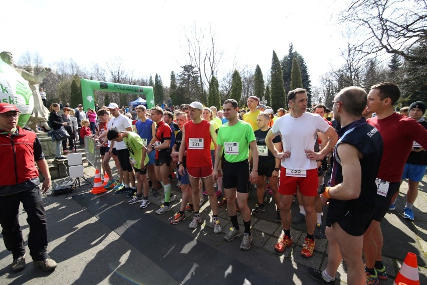 Park Śląski: Blisko 400 biegaczy wystartowało w Biegu...