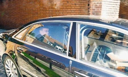 Wczoraj gdański prałat Henryk J. pojechał swoim luksusowym autem na obchody 
60. rocznicy wybuchu Powstania Warszawskiego.