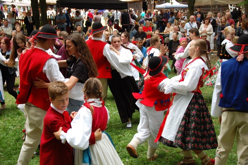 Festiwal Folkloru w Zielonej Górze co roku przyciąga tłumy....