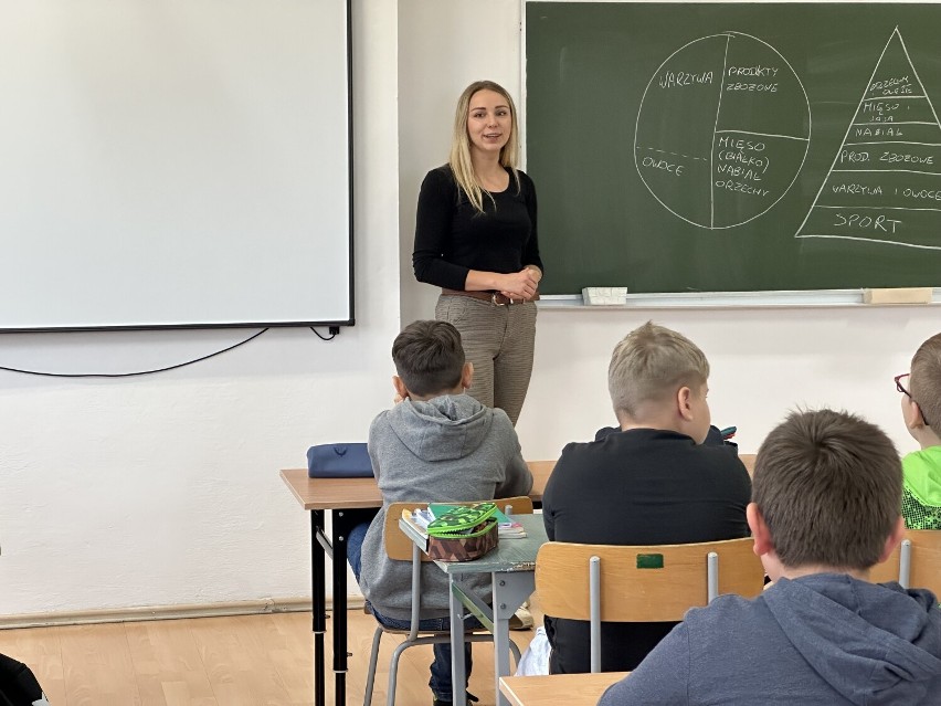 Znakomici goście na Tygodniu Kariery w Szkole Podstawowej w Rybnie! (WIDEO I ZDJĘCIA)