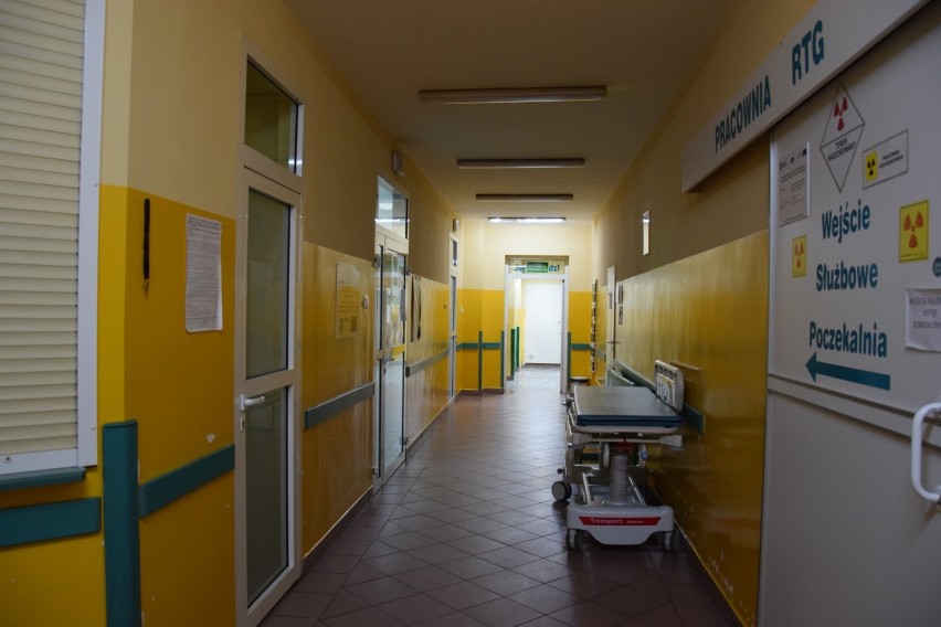 W Zduńskiej Woli niewielki szpital powiatowy, prowadzący...