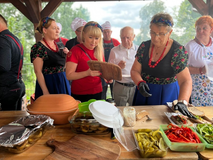 Turniej Kół Gospodyń Wiejskich o Złotą Chochlę wygrało w 2022 roku KGW Spalice