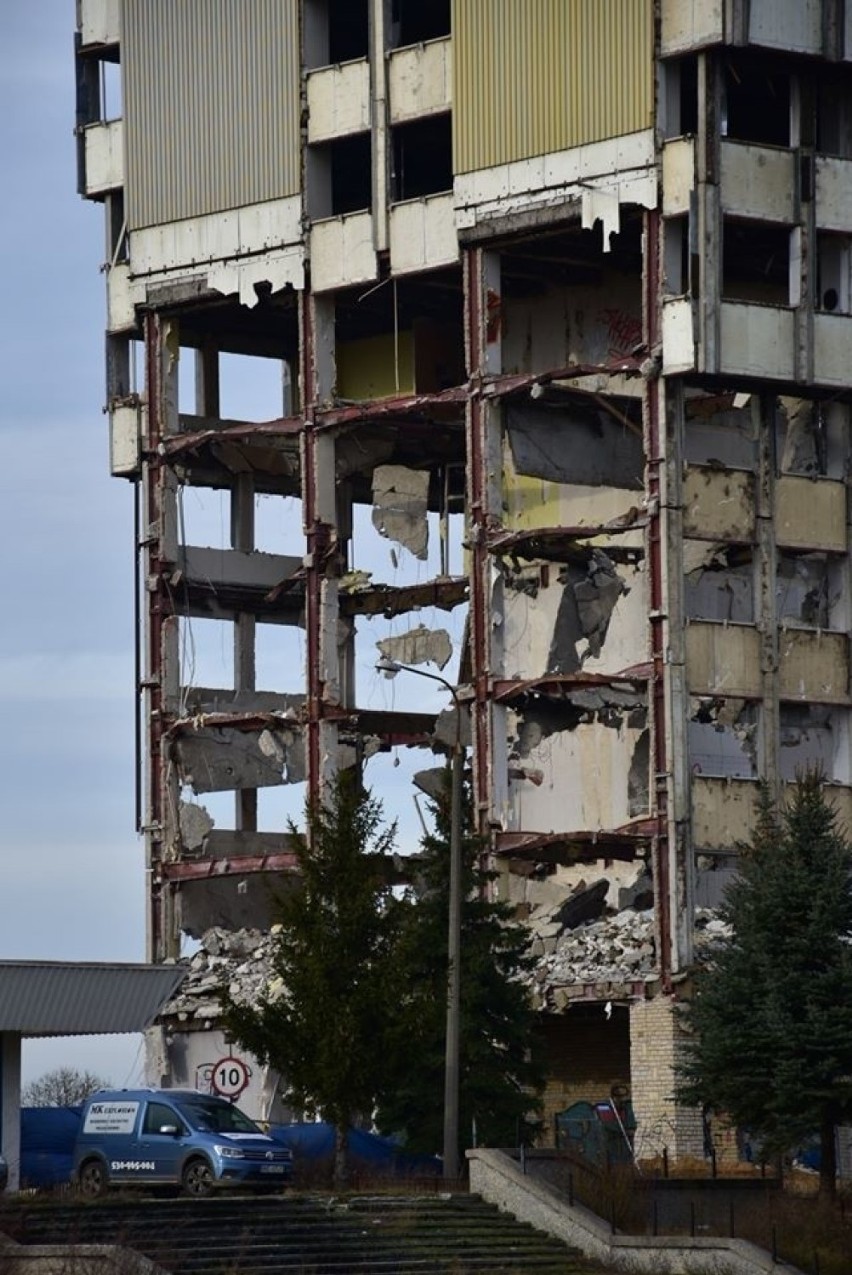 Na początku tego roku rozpoczęła się rozbiórka starego...