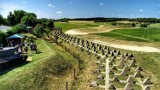 A to ciekawostka: dziś zwiedzamy bunkry… z lotu ptaka