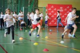 HOOOP SPOORT w Kroczycach. Warsztaty i zawody sportowe dla dzieci przeprowadzili olimpijczycy.  Była radość i rywalizacja! [ZDJĘCIA]