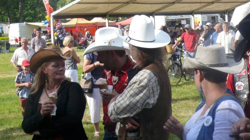 Dziki Zachód w Pile. Są kowboje i muzyka country! [ZDJĘCIA]