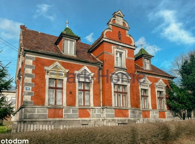 Zabytkowy dom z początku XX wieku do kupienia w Krośnie Odrzańskim. Poszczególne oferty na kolejnych zdjęciach w galerii >>>