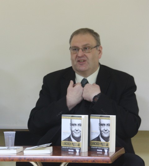 Bogdan Święczkowski w zawierciańskim MOK-u.