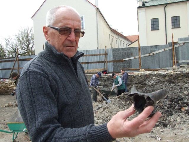 Wśród nominowanych do medalu "Zasłużony dla Ziemi Wieluńskiej" jest m.in. archeolog Bogusław Abramek, prezes Stowarzyszenia Polski Szlak Bursztynowy, były dyrektor muzeum