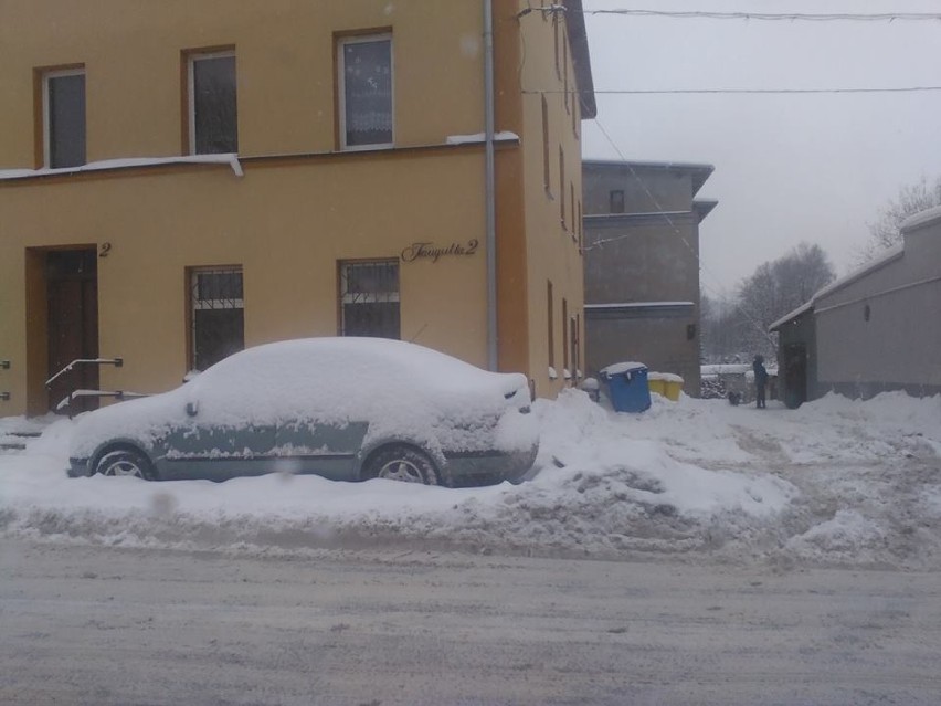 Tak wyglądało zimowe utrzymanie dróg w Wałbrzychu i na...