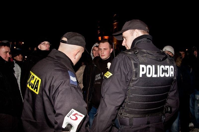 Polska podpisała umowę ACTA . Protesty internautów nie...