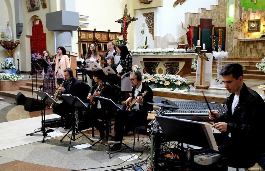 Koncert „Miłosierdzie Boże” w  Kraśniku. Wystąpi zespół Lumen i kraśnicki chór Canticum Canticorum (WIDEO)
