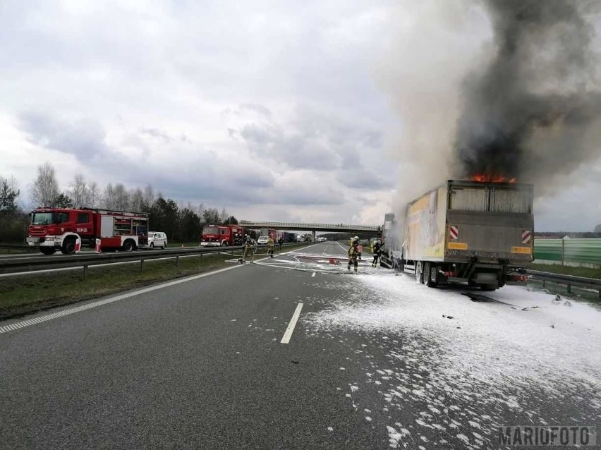 Pożar ciężarówki na opolskim odcinku autostrady A4.