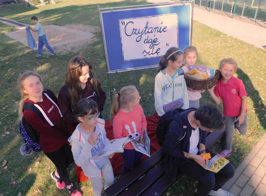 Uczniowie Szkoły Podstawowej nr 9 w Malborku świętowali "Dzień Głośnego Czytania"