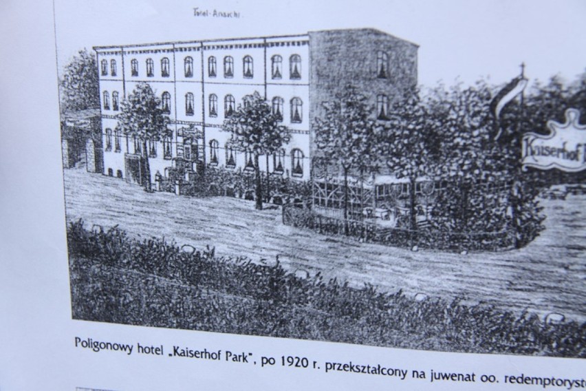 Poligonowy hotel "Kaiserhof Park", fot. z 1915 r. - późniejsza pierwsza siedziba o.o.Redemptorystów w Toruniu.