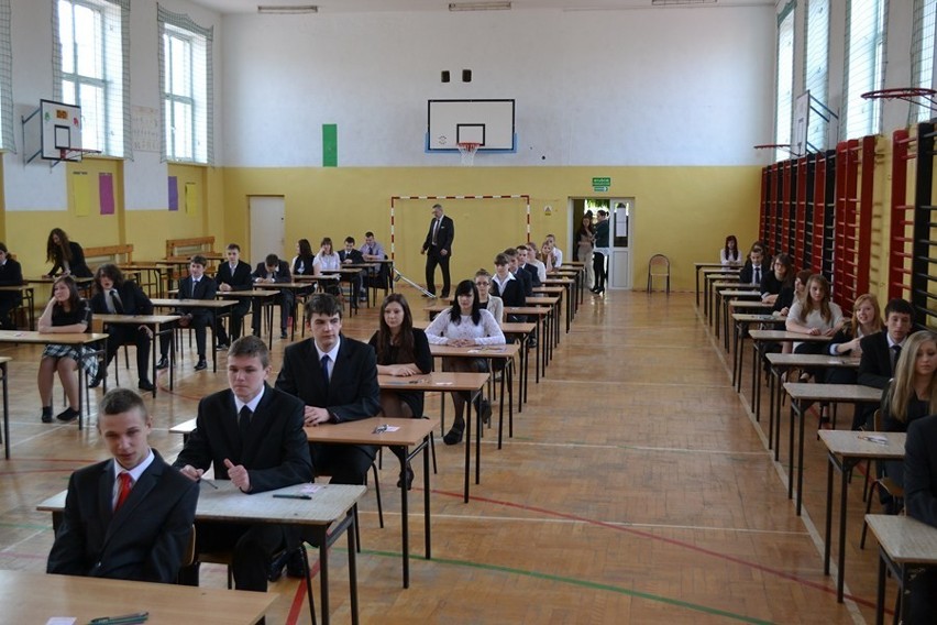 Egzamin gimnazjalny 2013: Mieszane uczucia gimnazjalistów z Opola po drugim dniu egzaminów