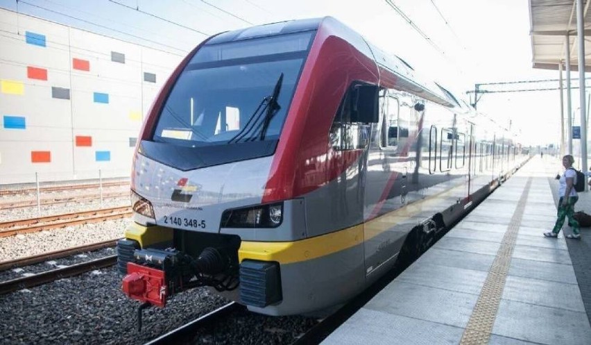 Wakacyjna korekta rozkładu jazdy pociągów ŁKA od 13 czerwca ROZKŁAD JAZDY